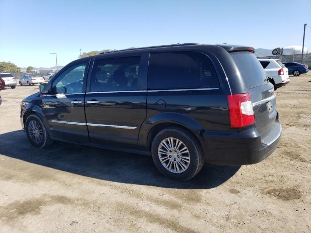 Photo 2 from auction – 2015 CHRYSLER TOWN & COU with VIN 2C4RC1CG8FR546590