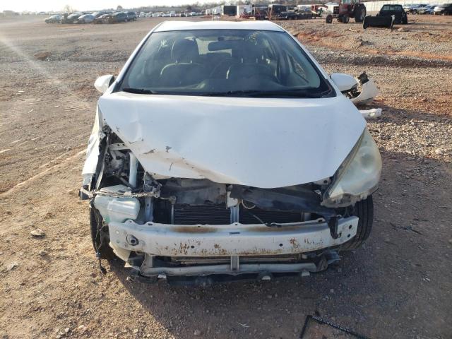 Photo 5 from auction – 2013 TOYOTA PRIUS C with VIN JTDKDTB35D1548100