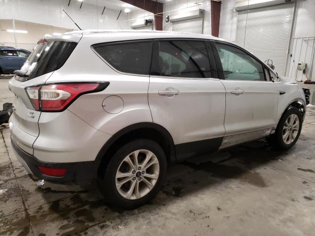 Photo 3 from auction – 2017 FORD ESCAPE SE with VIN 1FMCU9GD9HUE49059