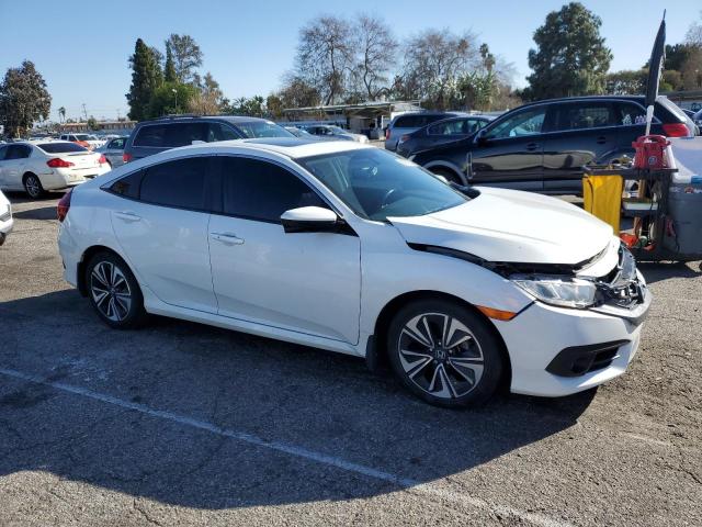 Photo 4 from auction – 2017 HONDA CIVIC EXL with VIN 2HGFC1F70HH656803