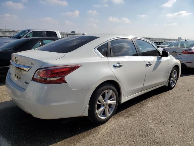 Photo 3 from auction – 2013 NISSAN UK with VIN 1N4AL3APXDN480183