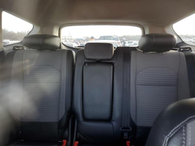 Photo 10 from auction – 2018 FORD ESCAPE SE with VIN 1FMCU9GD8JUB30211