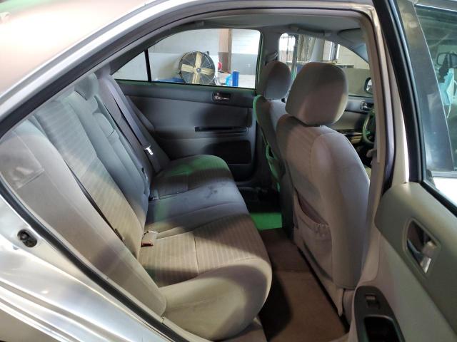 Photo 10 from auction – 2005 TOYOTA CAMRY LE with VIN 4T1BE32K25U614473