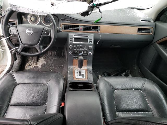 Photo 8 from auction – 2010 VOLVO XC70 3.2 with VIN YV4960BZ1A1082301