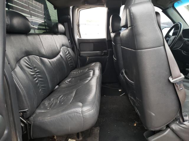 Photo 10 from auction – 2000 CHEVROLET SILVERADO with VIN 1GCEK19T7YZ330700