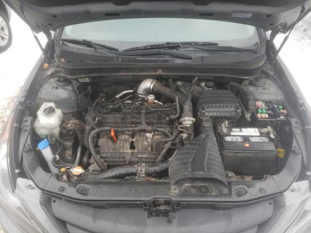 Photo 11 from auction – 2013 HYUNDAI SONATA SE with VIN 5NPEC4ABXDH515195