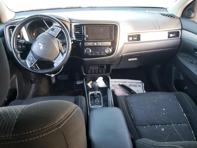 Photo 8 from auction – 2018 MITSUBISHI OUTLANDER with VIN JA4AD3A30JZ065229