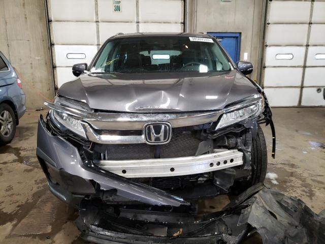 Photo 5 from auction – 2019 HONDA PILOT ELIT with VIN 5FNYF6H06KB028852