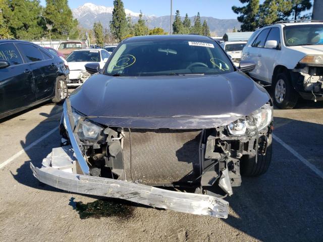 Photo 5 from auction – 2017 HONDA CIVIC LX with VIN 2HGFC2F58HH518267