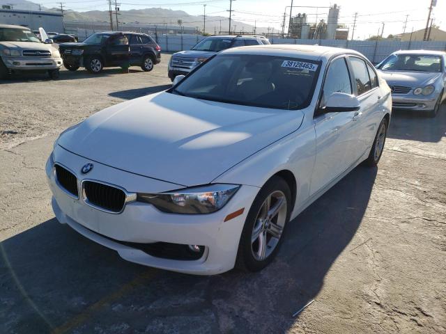 BMW 328 I 2013 مع رقم تعريف المركبة WBA3A5G59DNP24655 - صورة من المزاد