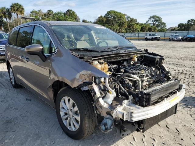 Photo 4 from auction – 2017 CHRYSLER PACIFICA T with VIN 2C4RC1DG2HR578176