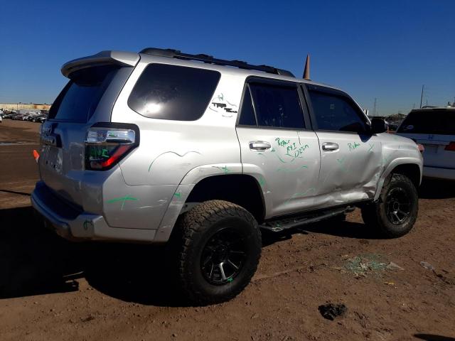 Photo 3 from auction – 2019 TOYOTA 4RUNNER SR with VIN JTEBU5JR6K5669527