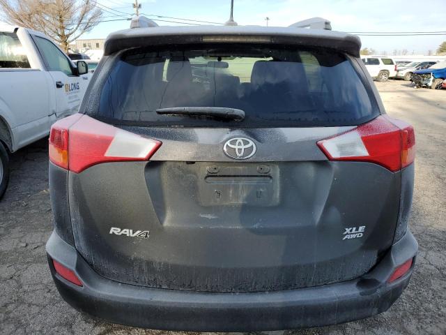 Photo 6 from auction – 2015 TOYOTA RAV4 XLE with VIN JTMRFREV5FD167776