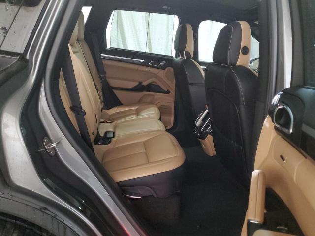 Photo 11 from auction – 2016 PORSCHE CAYENNE SE with VIN WP1AE2A28GLA64666