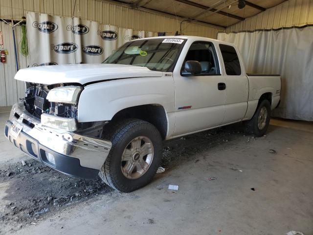 CHEVROLET SILVERADO 2006 with VIN 1GCEC19T86Z271022 - Photo from auction