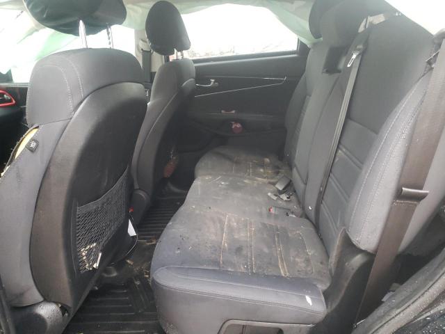 Photo 11 from auction – 2016 KIA SORENTO LX with VIN 5XYPG4A39GG047476