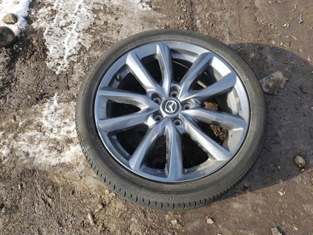 Photo 12 from auction – 2019 MAZDA 3 with VIN JM1BPAJM3K1119525