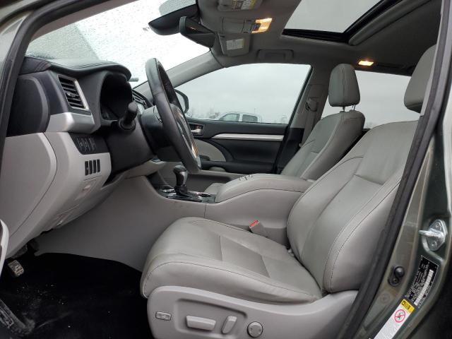 Photo 7 from auction – 2017 TOYOTA HIGHLANDER with VIN 5TDJZRFH9HS426239
