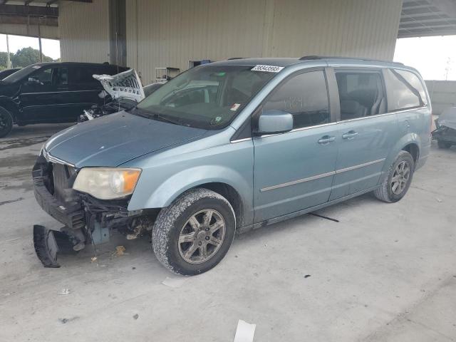 Photo 1 from auction – 2010 CHRYSLER TOWN & COU with VIN 2A4RR5D17AR305008
