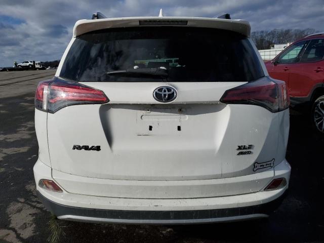 Photo 6 from auction – 2016 TOYOTA RAV4 XLE with VIN JTMRFREV8GD179230