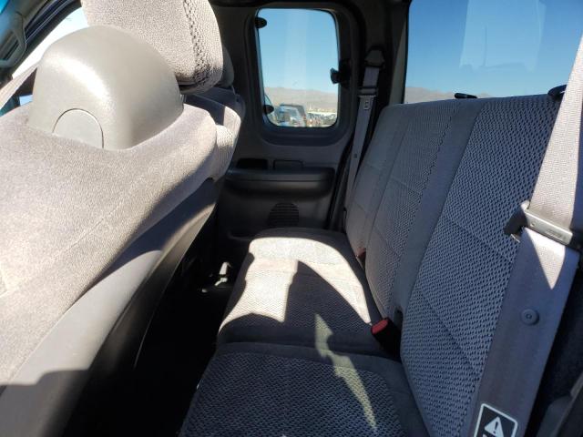 Photo 10 from auction – 2002 FORD F150 with VIN 1FTRX17W82NA84013