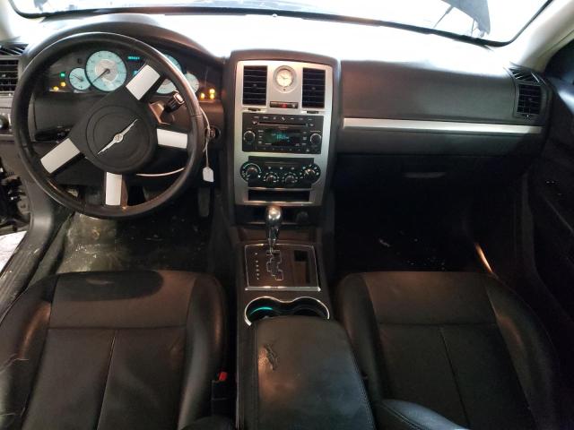 Photo 8 from auction – 2010 CHRYSLER 300 TOURIN with VIN 2C3CA5CV9AH233052