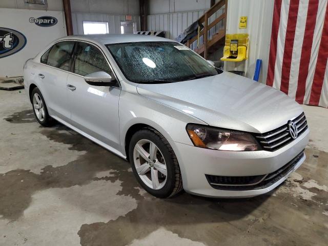Photo 4 from auction – 2012 VOLKSWAGEN PASSAT SE with VIN 1VWBP7A36CC019951