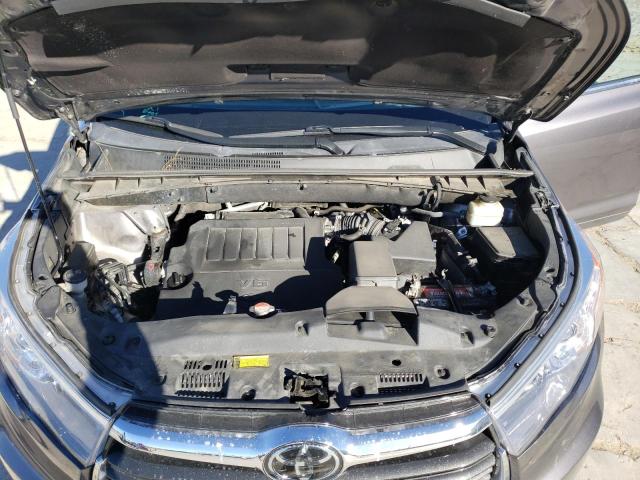 Photo 11 from auction – 2015 TOYOTA HIGHLANDER with VIN 5TDDKRFH4FS213780
