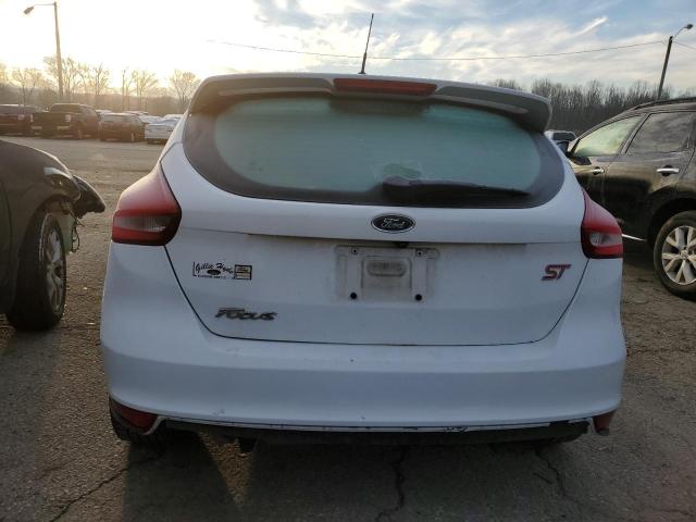 Photo 6 from auction – 2015 FORD FOCUS SE with VIN 1FADP3K28FL242013