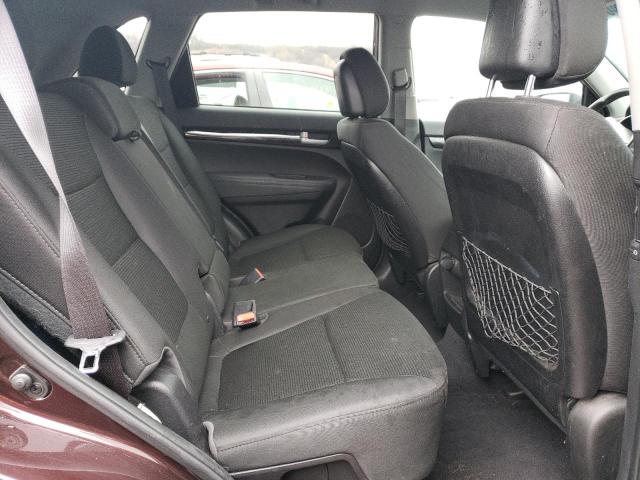 Photo 11 from auction – 2015 KIA SORENTO LX with VIN 5XYKTCA60FG582771