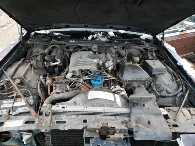 Photo 11 from auction – 1990 FORD CROWN VICT with VIN 2FACP79F8LX116146