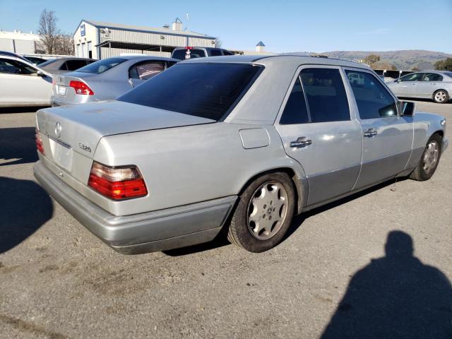 Photo 3 from auction – 1995 MERCEDES-BENZ E 320 BASE with VIN WDBEA32E7SC193650