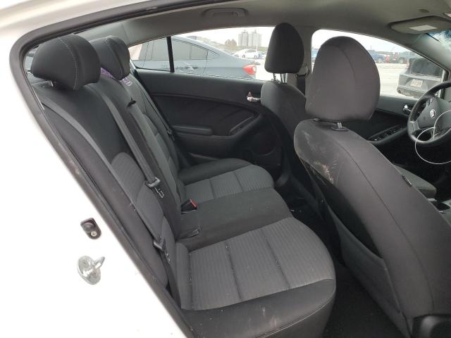 Photo 10 from auction – 2015 KIA FORTE LX with VIN KNAFX4A63F5429819