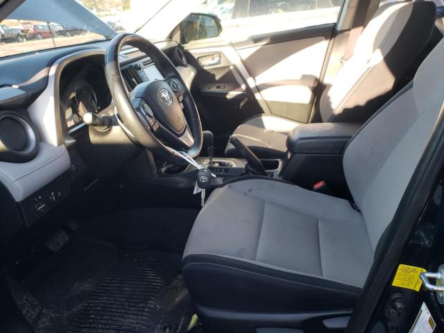 Photo 7 from auction – 2017 TOYOTA RAV4 XLE with VIN JTMRFREV2HJ107880