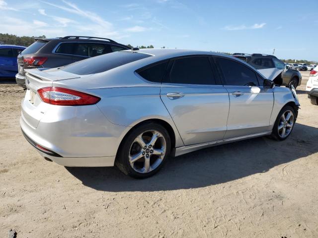 Photo 3 from auction – 2015 FORD FUSION SE with VIN 3FA6P0H71FR219703