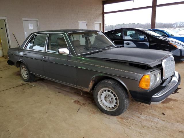 Photo 4 from auction – 1985 MERCEDES-BENZ 300-CLASS with VIN WDBAB33A5EA025822