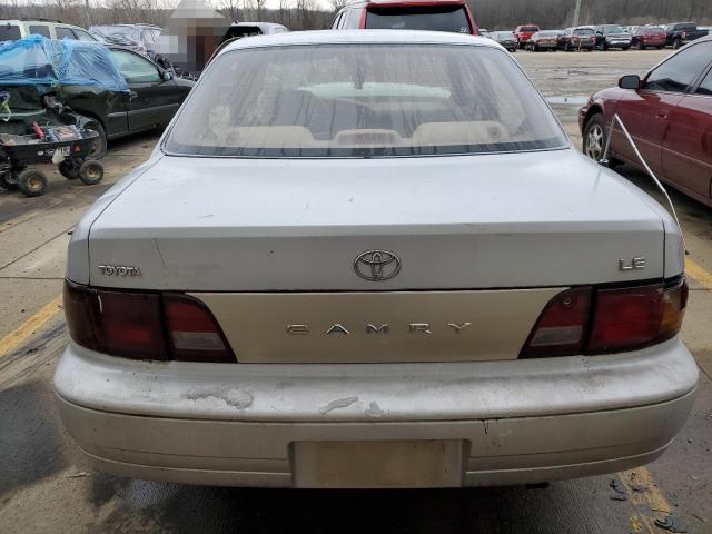Photo 6 from auction – 1995 TOYOTA CAMRY LE with VIN 4T1SK12E2SU515011