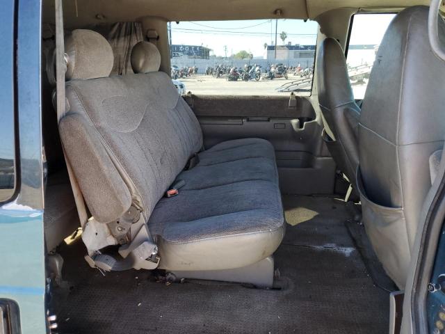 Photo 11 from auction – 1999 CHEVROLET ASTRO with VIN 1GNDM19W3XB169700