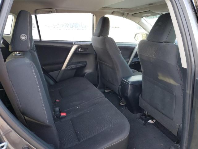 Photo 10 from auction – 2015 TOYOTA RAV4 XLE with VIN JTMRFREV5FD167776