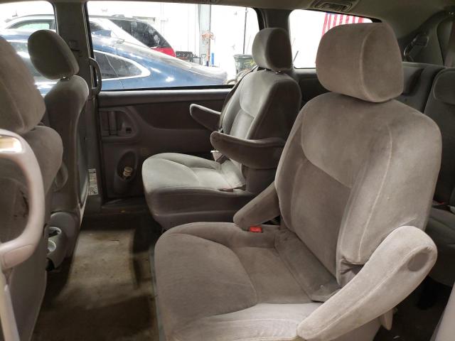 Photo 10 from auction – 2005 TOYOTA SIENNA CE with VIN 5TDZA23C85S356920