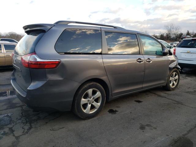 Photo 3 from auction – 2017 TOYOTA SIENNA LE with VIN 5TDKZ3DC4HS872565