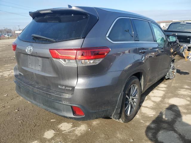 Photo 3 from auction – 2019 TOYOTA HIGHLANDER with VIN 5TDJZRFH7KS625121