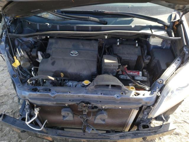 Photo 12 from auction – 2014 TOYOTA SIENNA XLE with VIN 5TDYK3DC0ES441389