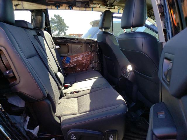 Photo 10 from auction – 2018 TOYOTA HIGHLANDER with VIN 5TDBZRFH1JS862433