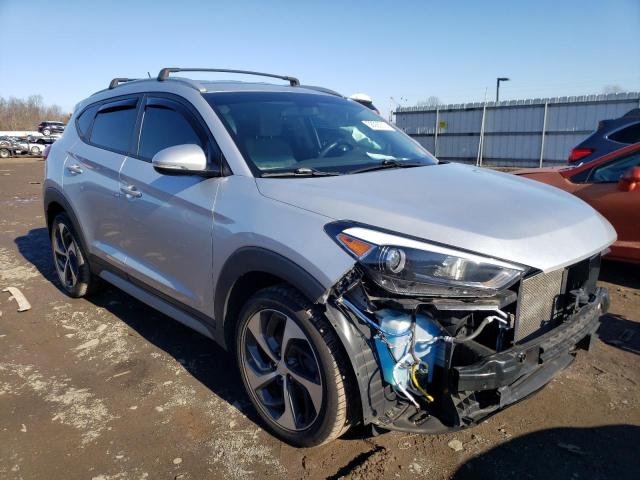 Photo 4 from auction – 2017 HYUNDAI TUCSON LIM with VIN KM8J3CA28HU454980