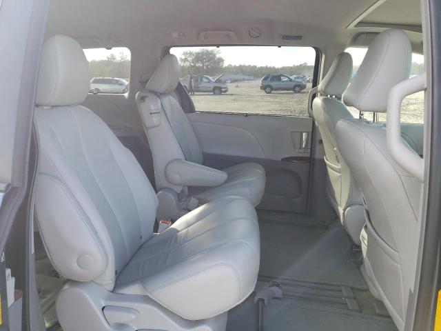 Photo 11 from auction – 2014 TOYOTA SIENNA XLE with VIN 5TDYK3DC0ES441389