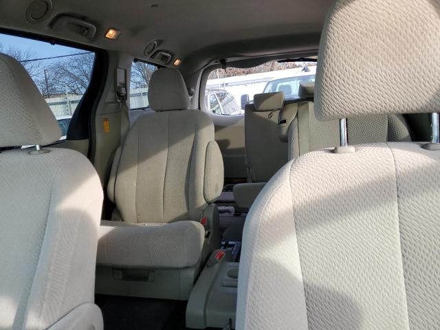 Photo 10 from auction – 2013 TOYOTA SIENNA LE with VIN 5TDKK3DC3DS403594