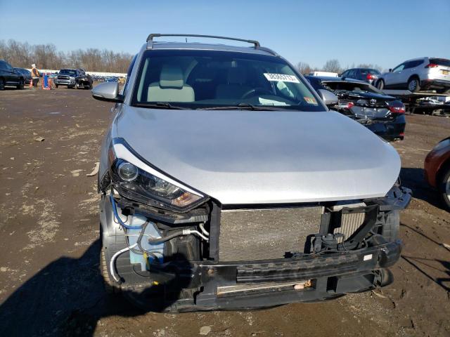 Photo 5 from auction – 2017 HYUNDAI TUCSON LIM with VIN KM8J3CA28HU454980