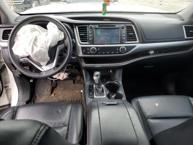 Photo 8 from auction – 2015 TOYOTA HIGHLANDER with VIN 5TDKKRFH3FS072482