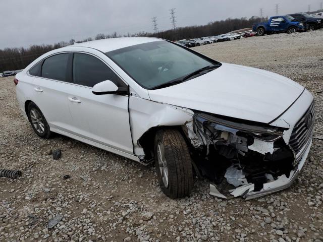 Photo 4 from auction – 2019 HYUNDAI SONATA SE with VIN 5NPE24AF5KH792596